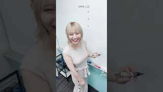 会社の巨乳ニット先輩にパンツ見せてとお願いしたら