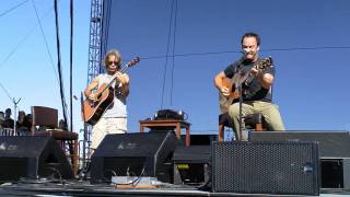 Old Dirt Hill (Bring that Beat Back)-Dave Matthews and Tim Reynolds (Gorge 2011)