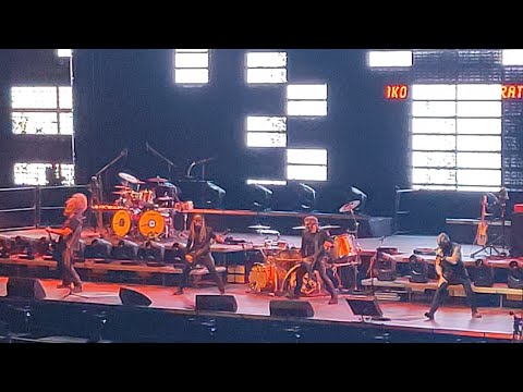 Dymytry: Jako tele na vrata (Rockové Vánoce, O2 aréna, Praha, 28. 11. 2025)