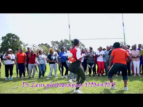 WADAGLIZ KE - ANGUKA NAYO  DANCE CHALLENGE