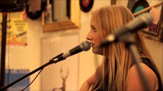 Steph Macpherson at Victoria House Concert B: The Verdict