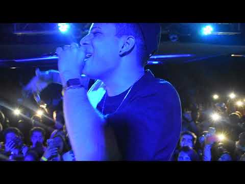 Batalha de rima - Krawk MC X Platéia