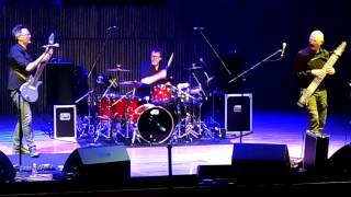 Stick Men  ( cusp ) - Centro Cultural Roberto Cantoral