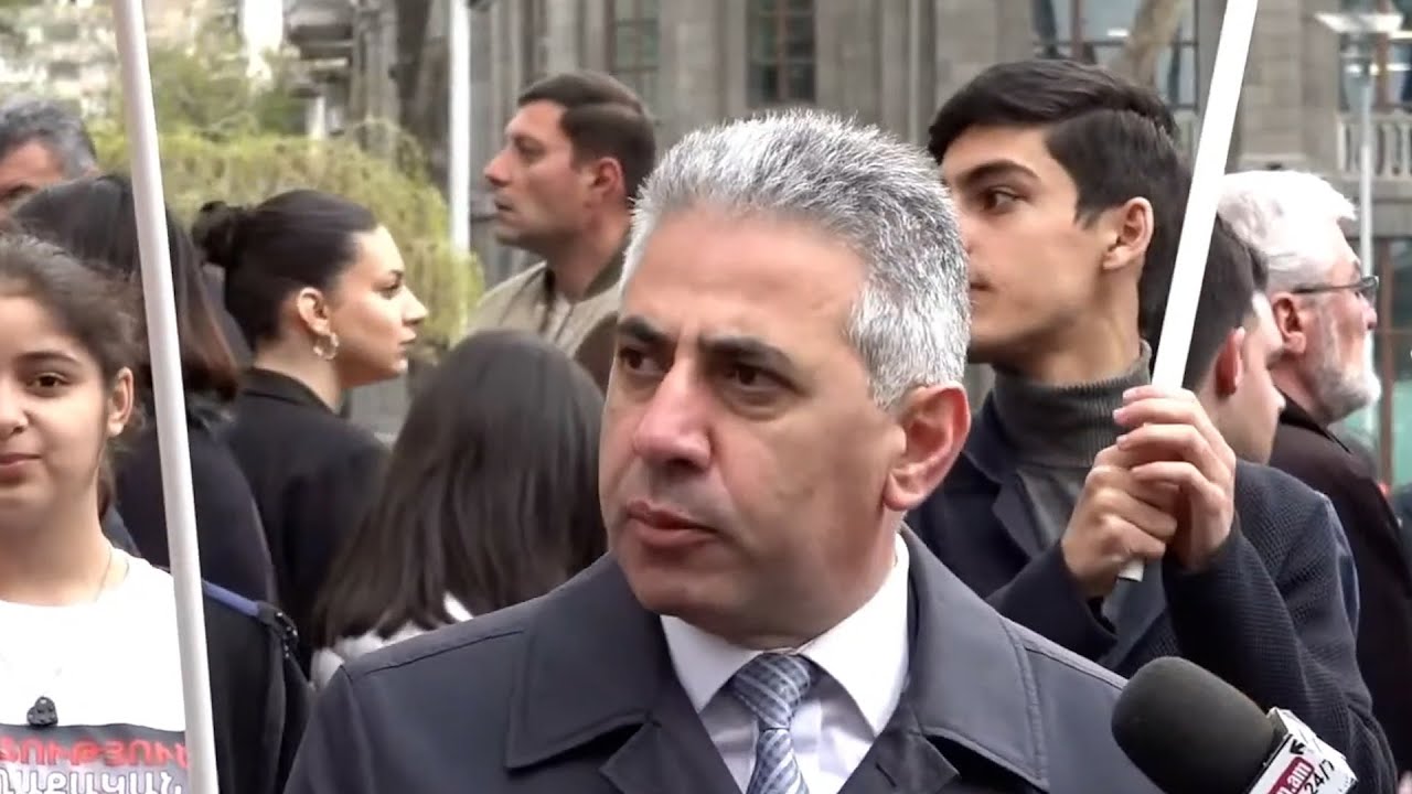 Ալեն Սիմոնյանը քաղաքացու վրա թքել ա, մնացել ա անպատիժ, իսկ բանտերը լցված են քաղբանտարկյալներով