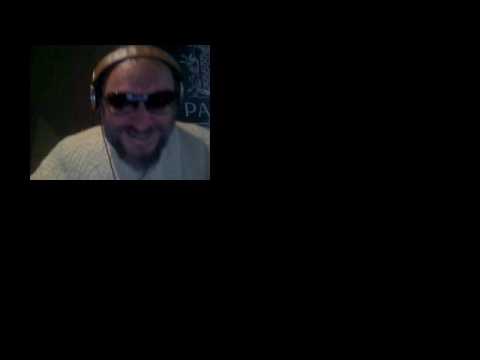 Иза кулиса радио емисије "Људи ништа не знају", аутор и водитељ Радован Дамјановић