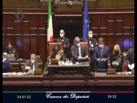 Elezioni Quirinale 2022, votati anche Alfonso Signorini, Amadeus e Alberto Angela