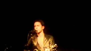 Jimmy Gnecco: chatting + Heard you singing (live at Radio Popolare, Milano)