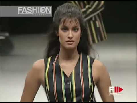 Yasmeen On The Runway - Alberta Ferretti Spring/Summer 1993
