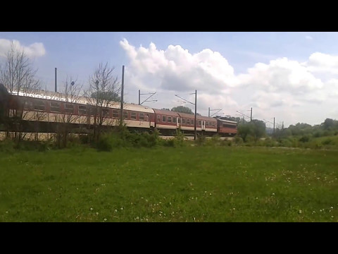 ПВ 30153 с локомотив 45 173 заминава от Завет