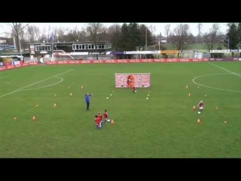 Minipupillen   Doelschietspel met gatendoek