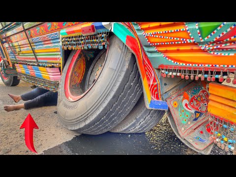 Top 4 Ultimate Truck Emergency Repair Techniques To Tackle Heavy Load Damages