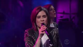 Tegan &amp; Sara Perform &#39;Stop Desire&#39; on The Late Show with Stephen Colbert