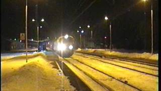 preview picture of video '6.02.2010 - Choszczno - Tajny transport rakiet do Łasku - samoloty  F16'