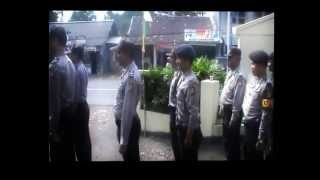 preview picture of video 'Polisi Cadasari latihan PBB 2013'