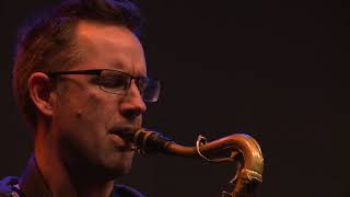 Broken Social Scene - Superconnected (101.9 KINK)