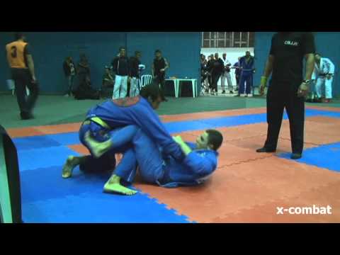 Panamericano CBJJE 2012 - Carlos da Silva x Matheus dos Santos by X-COMBAT
