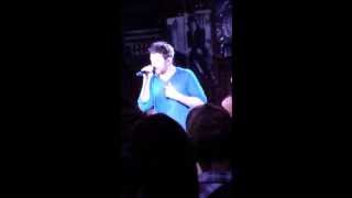 "Gotta Get There" by Brett Eldredge at Firehouse Saloon in Houston 02/08/14