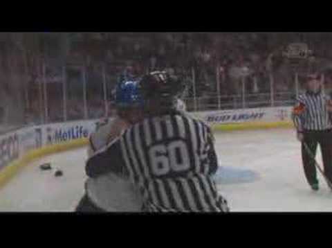 Steve Ott vs Brendan Shanahan