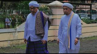 Download lagu Untuk Story KH AHMAD GHOZALI MF LANBULAN & KH AHMAD GUFRON MF LANBULAN. mp3