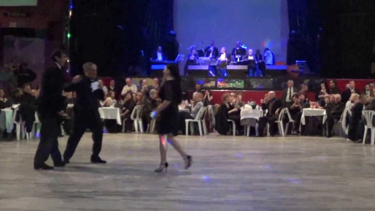 Oscar Hector "Pareja de Tango" (Tango) "Caricias" Evento:  (Viernes 07-06-13)