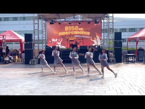 GFRIEND(여자친구) _ Glass Bead(유리구슬) by Red Rhythm at Rise on Independence Lampung City Mall 230820