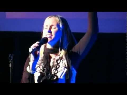 Kristina - Kad sve utihne (Heart of Worship _Matt Redman)