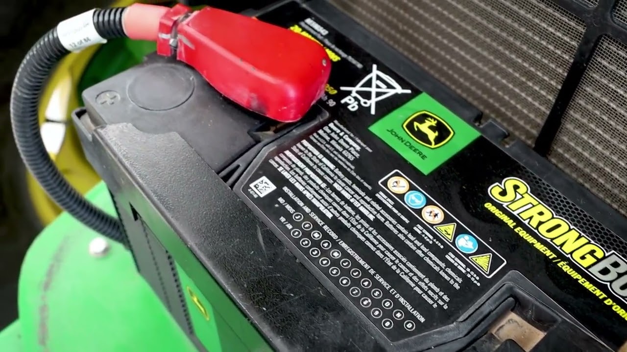 CAPSULA VERDE: BATERÍAS DE JOHN DEERE