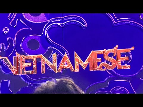 Bo xì bo - Hoàng Thuỳ Linh live in liveshow [Fancam]