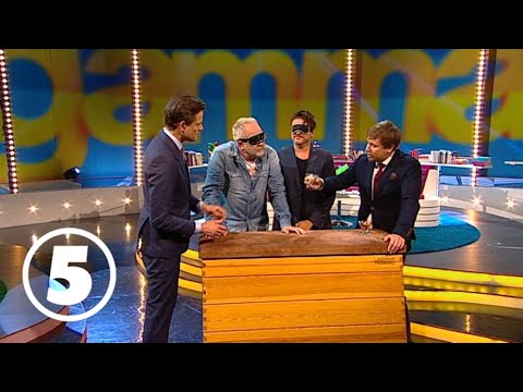 Peter Apelgren och Sigge Eklund luktar på bardomen - Nugammalt