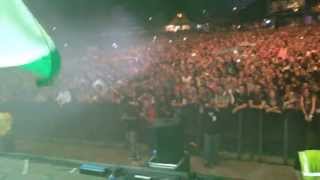 Himno del centenario Racing de Santander - Rulo y la Contrabanda (desde escenario)