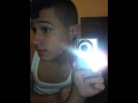 kalcomania - mi cama huele a ti   by: borjita