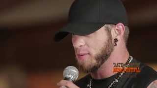 Brantley Gilbert Talks About the Break-Up Song on &#39;Just As I Am&#39;