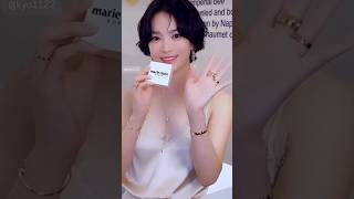 Download lagu Song Hye Kyo attended the Bee De Chaumet pop up Store in Seoul ✨ #송혜교 #songhyekyo #chaumet mp3 Download lagu Song Hye Kyo attended the Bee De Chaumet pop up Store in Seoul ✨ #송혜교 #songhyekyo #chaumet mp3