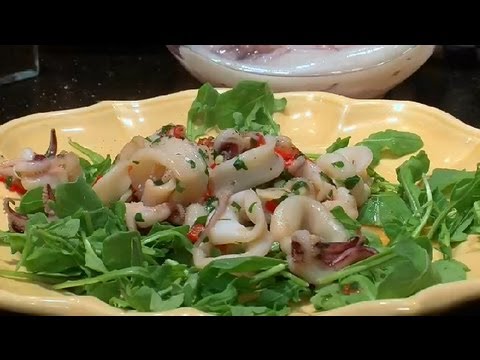 How to Make an Italian Calamari Salad : Italian Specialties
