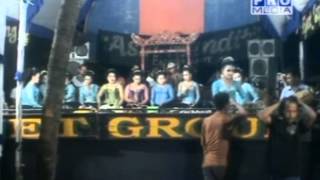 Download lagu HEBOH! Jaipongan Paling Goyang – Penonton Ikut Joget! 🔥 | Kesenian Tradisional Sunda mp3 Download lagu HEBOH! Jaipongan Paling Goyang – Penonton Ikut Joget! 🔥 | Kesenian Tradisional Sunda mp3