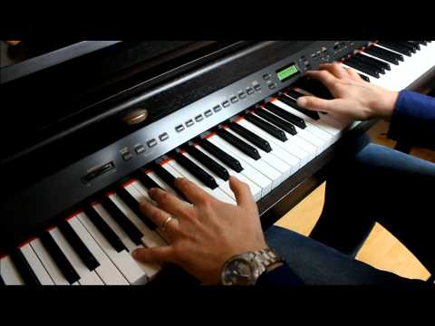 Elton John - Blue Eyes - Piano Solo - HD