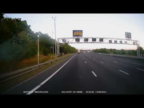 Near miss (part 2) Hgv driver not looking ahead