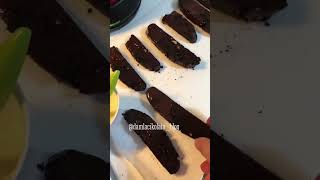 Çikolatalı Cevizli Biscotti