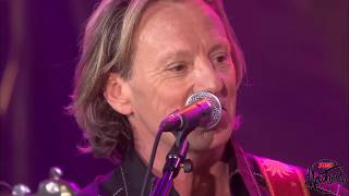 America and Christopher Cross - A Horse With No Name