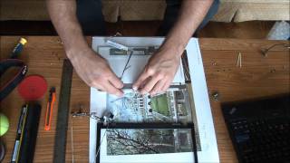 How to change the LCD screen of a laptop (ThinkPad X120e)