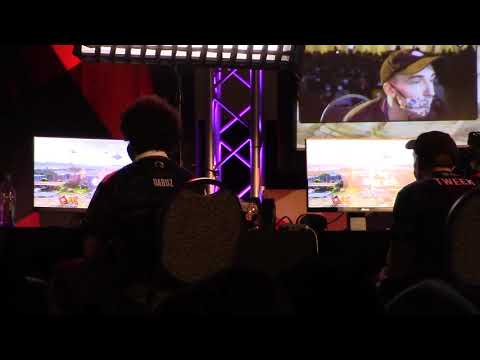 Crowd view - Tweek vs. Dabuz, Game 5 - Mainstage 2021