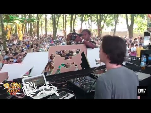 Pixel Live @ Alien Trip / Brazil