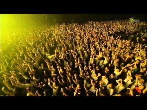 Underworld   Born Slippy Nuxx Live @ Zepp Tokyo 2010  HD