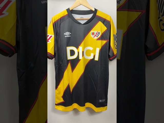 Vídeo relacionado con Umbro Camiseta Rayo Vallecano Away 24-25 Jersey (FR/ES, Edad, 12 años, Regular)