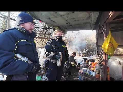 Helping the homeless in freezing temperatures