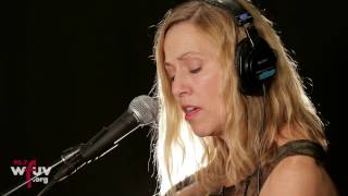 Sheryl Crow - "Halfway There" (Live at WFUV)