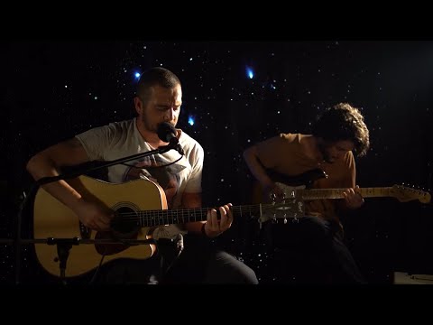 Zeki Dizdar feat. Gökay Geçgel - Let Winter Come (Live Acoustic)