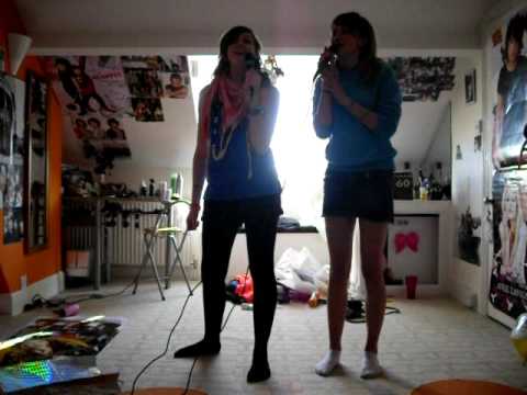 Kyrakins And Georgiphine Singing Gold!