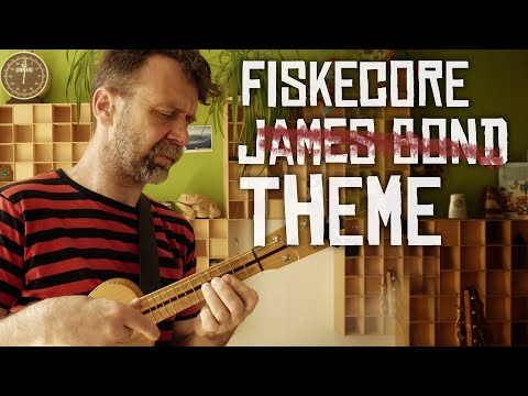 Iso Herquist (muss auch üben) – »James Bond meets Spider Man Theme«