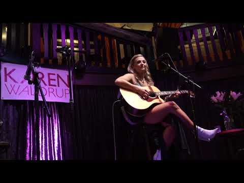 Karen Waldrup - Sometimes He Does @ The Bedford  - 02-06-2019-4k
